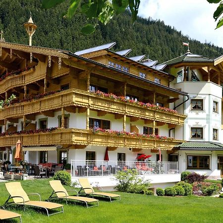 Ferienhof Oblasser Mayrhofen Exterior photo